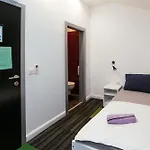 Hostal 365 For U *