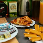 365 For U Hostal Dubrovnik