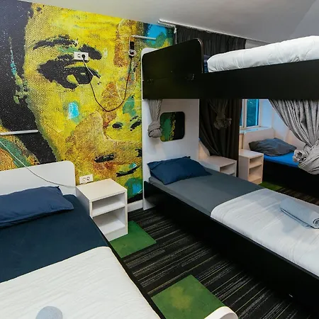 Hostel 365 For U *